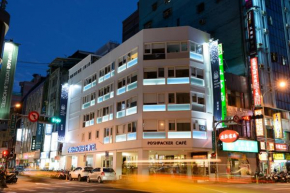 Отель Poshpacker Hotel  Тайбэй